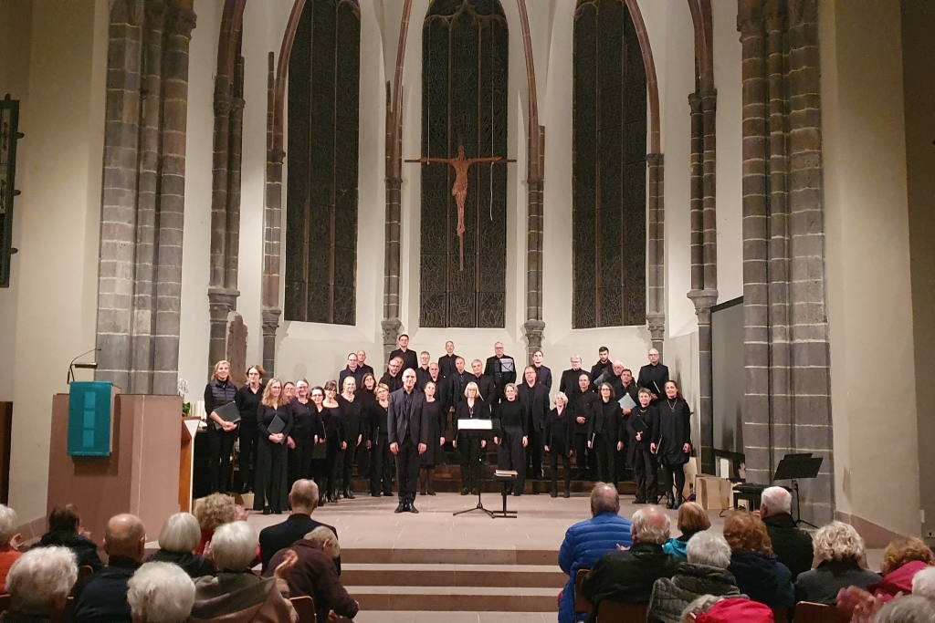 Der Kurt-Thomas-Kammerchor in der Heiliggeistkirche im Dominikanerkloster zu Gast im September 2022 | Leitung: Andreas Köhs
